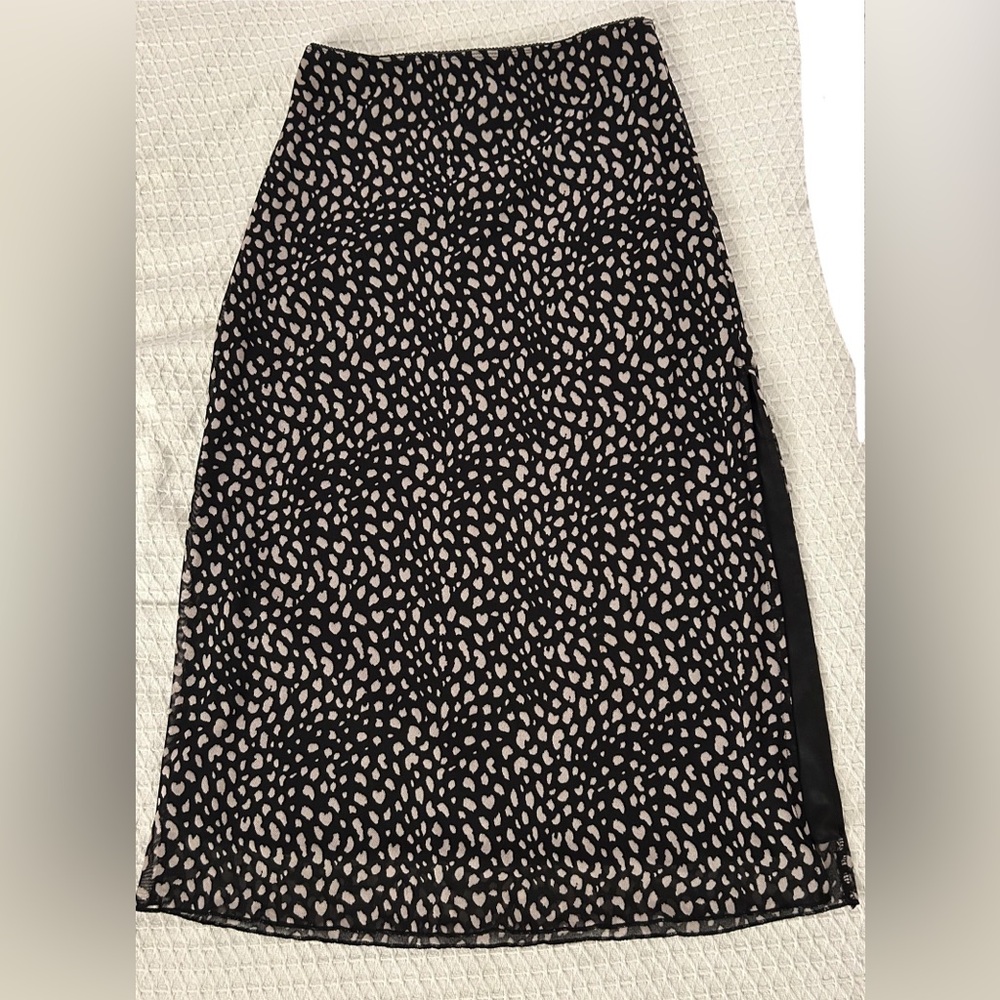 URBAN Romantics Black and White Pencil Midi Skirt